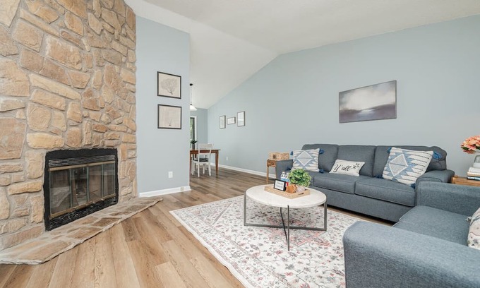 Northeast Raleigh House | Spacious|3 Bdrm|2 Ba|One Level|Pets Allowed