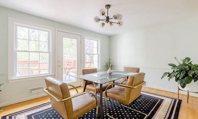 Rochester House | 3-bedroom house in peaceful Brighton-Rochester with WiFi, AC. Enjoy your stay