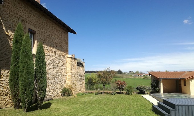 Saint-Germain-Nuelles House | Golden stone house with swimming pool for vacations in southern Beaujolais near Lyon