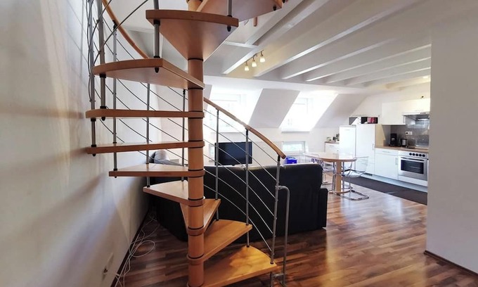 Bergheim Apartment | Duplex | CityCentre | AC | Netflix | 2 balconies
