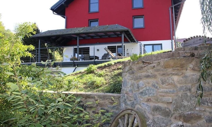 Remptendorf House | Jäschner “Villa Luftig”