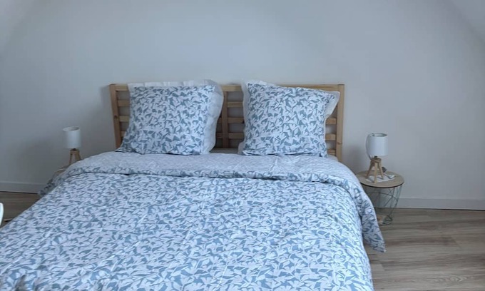 Recourt House | Charming 9-bedroom house with AC and WiFi in marvelous Récourt