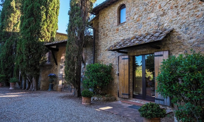 Simignano House | Cozy cottage with pool 10 km from Siena