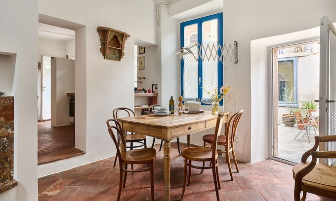 Tremona House | Holiday house Meride for 1 - 5 persons with 2 bedrooms - Historical building