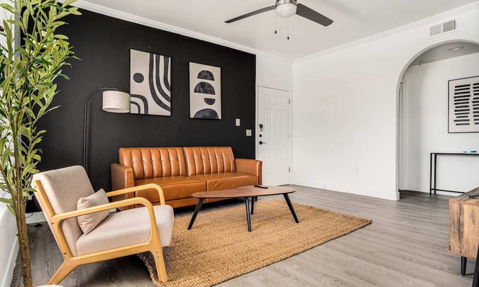 Glendale Sports and Entertainment District Apartment | Boulevard Stays 2BR by Stadium Pool, Parking, Gym 10