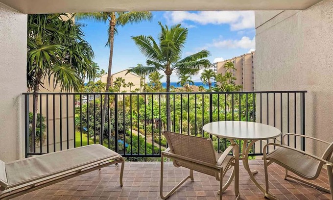 Honokowai Condo | Kaanapali Shores 435 By Parrish Maui