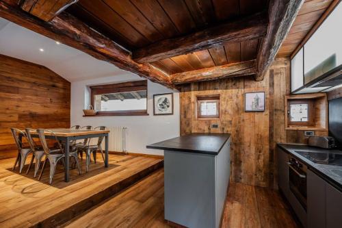 Gleise Apartment | Charming apartment in chalet in Le Gleise