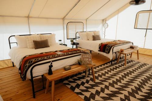 Guntersville Other | Glamping Tents 2 Queens at Lake Guntersville State Park