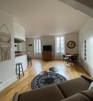 Chalon-sur-Saone Apartment | Le vuitton