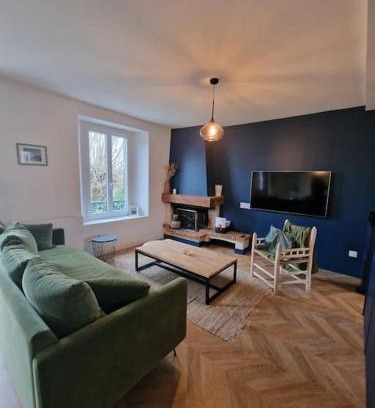 Breuillet Villa | Magnifique maison au cœur d'un jardin paysager