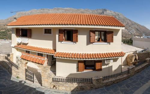 Akoumia House | House of Papadogiannis