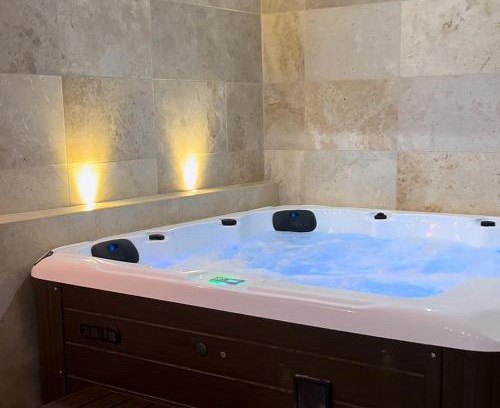 Crouy Apartment | La nuit de rêve Suite privative Jaccuzi Sauna Suite 2